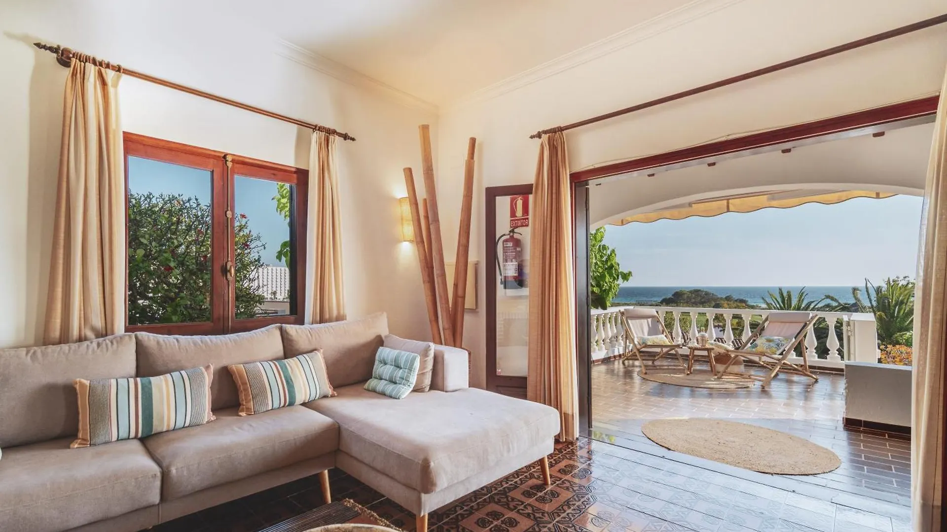 Villa Luciana - Radiante Casa Vecina Del Mar Cala En Porter  0*, Cala En Porter (Menorca) Spagna