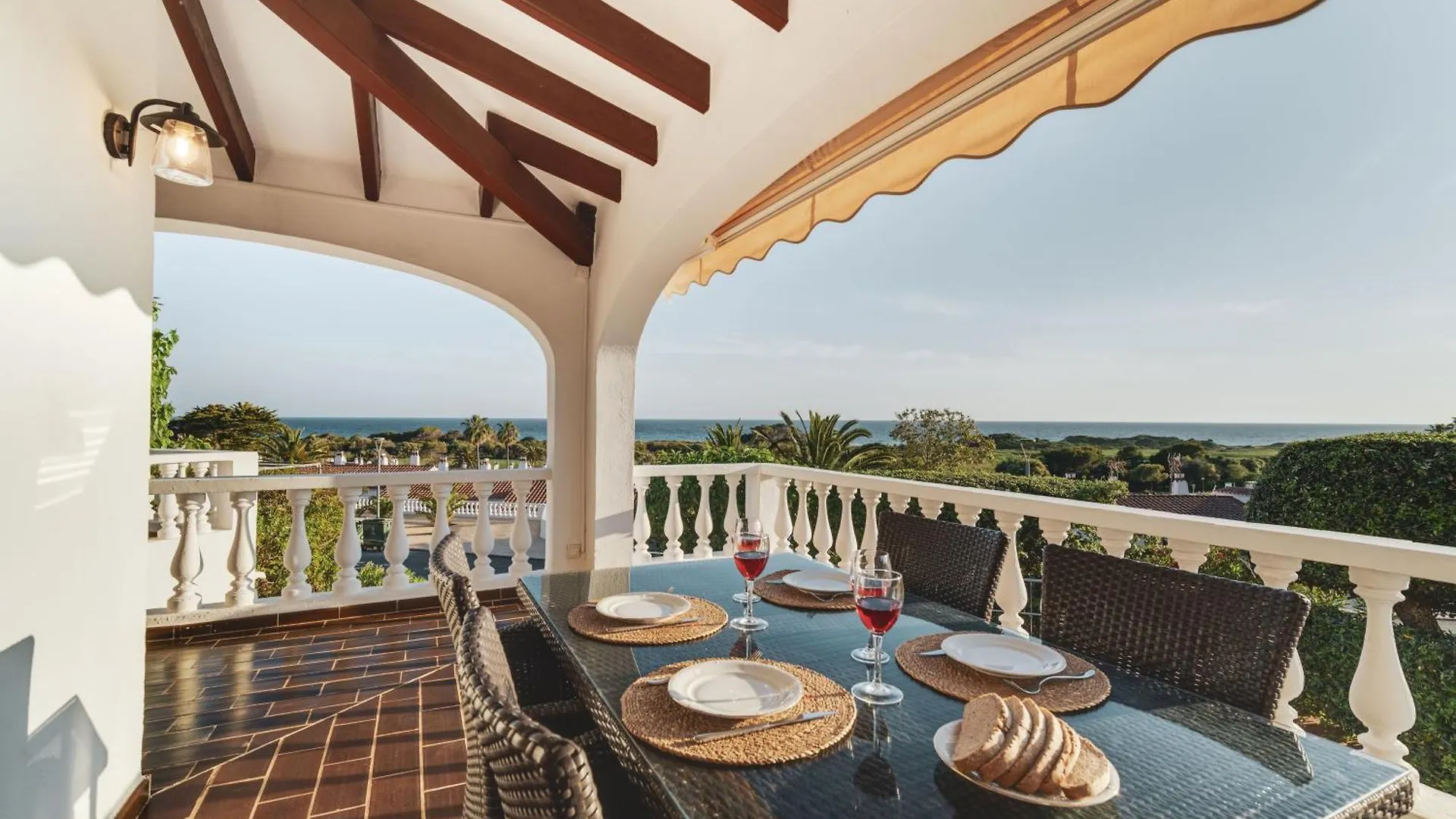 Villa Luciana - Radiante Casa Vecina Del Mar Cala En Porter