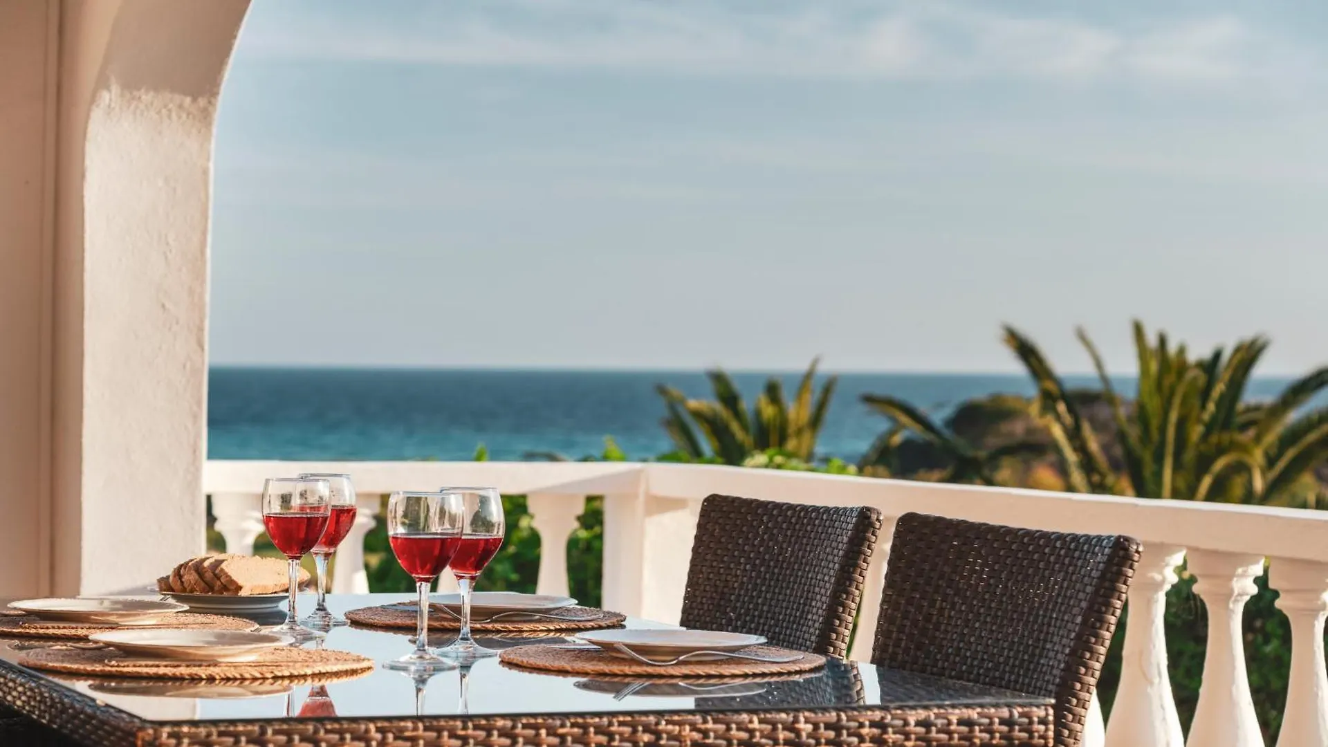 Villa Luciana - Radiante Casa Vecina Del Mar Cala En Porter  0*, Cala En Porter (Menorca)