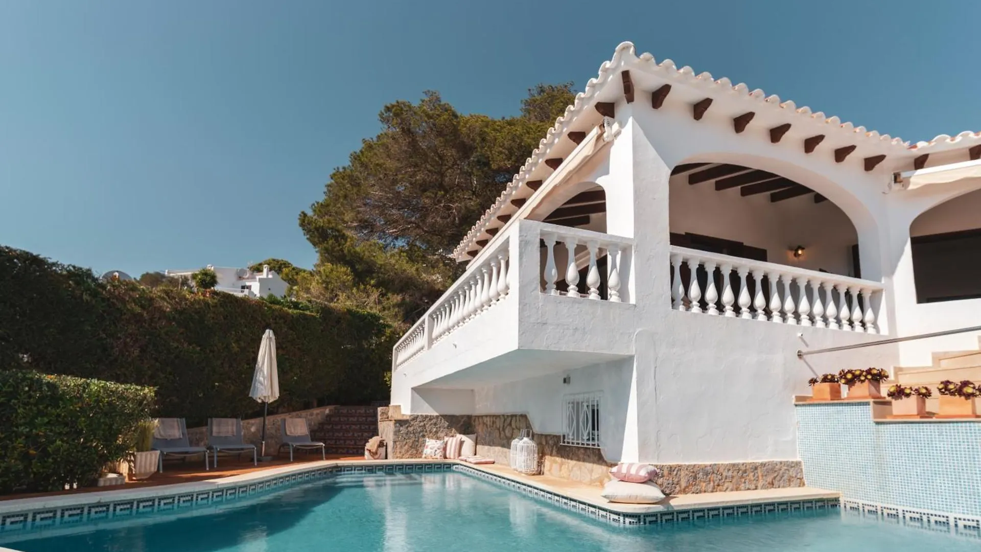 Villa Luciana - Radiante Casa Vecina Del Mar Cala En Porter  Espagne